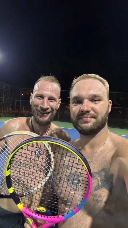 Mikhail Berdnikov выиграл(а) в спарринге у Andrei Prokopenko со счетом 6:3, 7:5