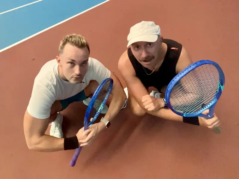 Artur Zakharov и Evgeny Domnushkin сыграли ничью по сетам со счетом 4:6, 6:1